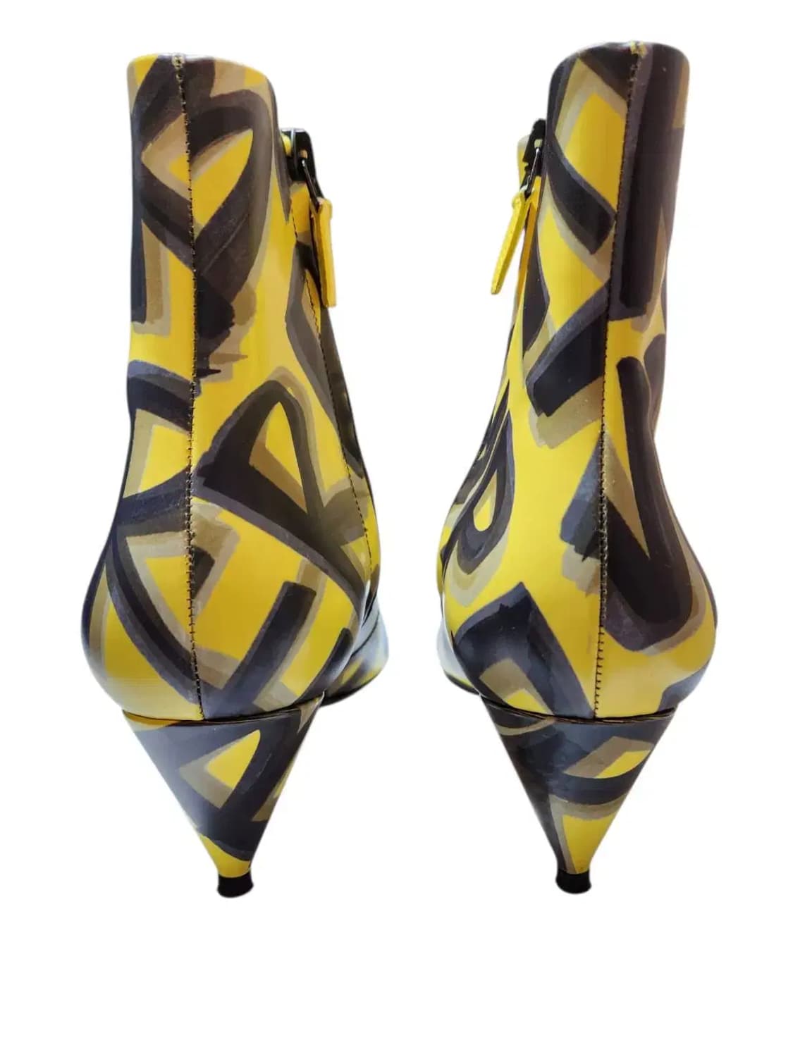 36.5/ 버버리 그래피티 앵클부츠 감정서포함 /1119 상품이미지5