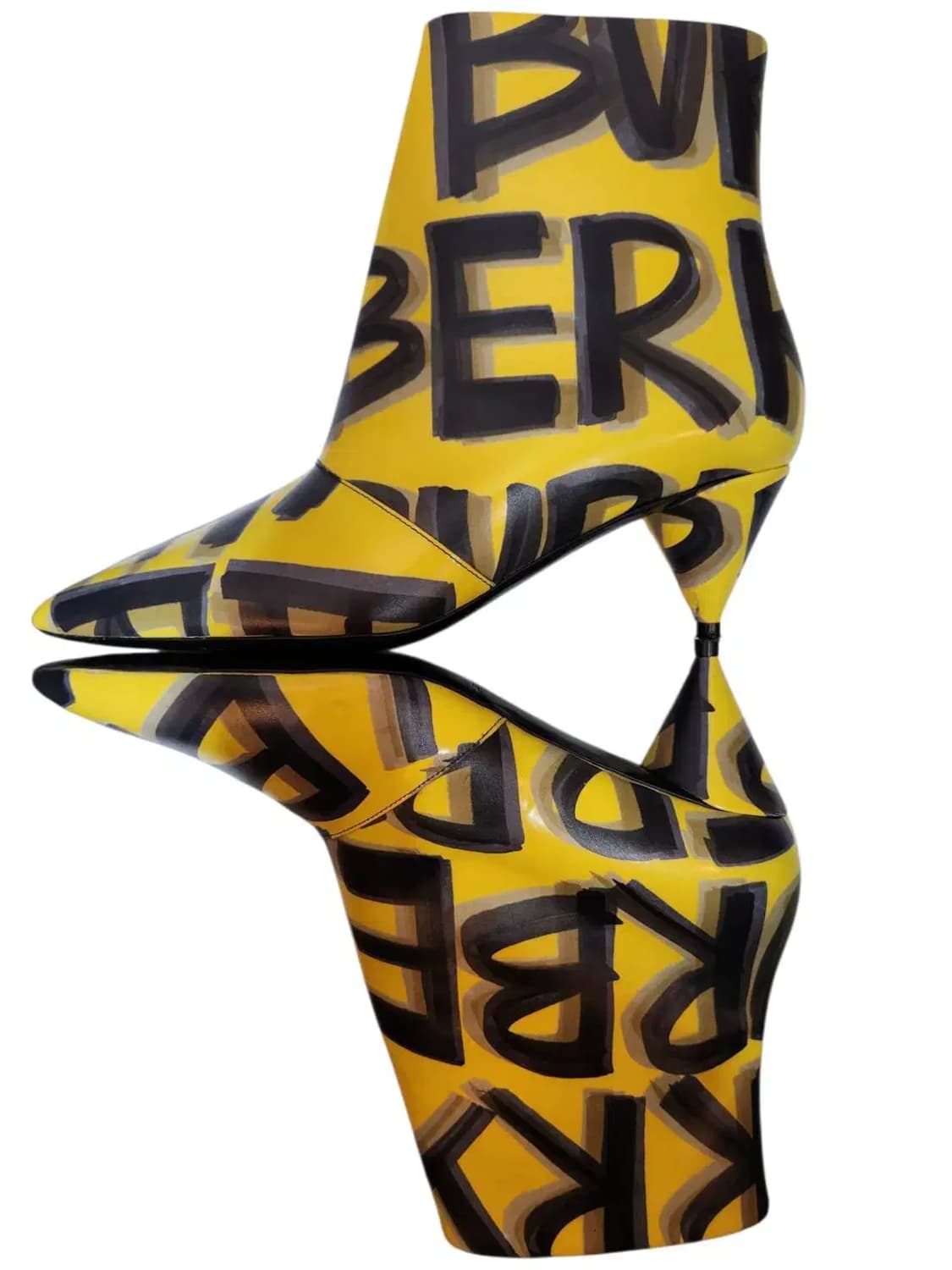 36.5/ 버버리 그래피티 앵클부츠 감정서포함 /1119 상품이미지7