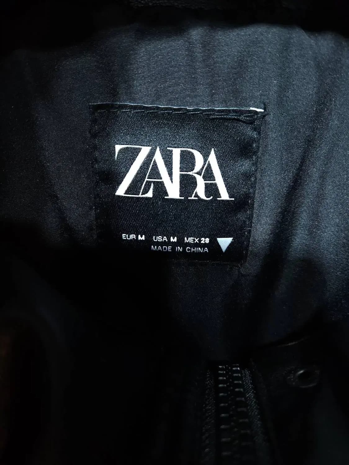 M/ 자라 비건 레더 숏패딩 블랙 /0113 상품이미지4