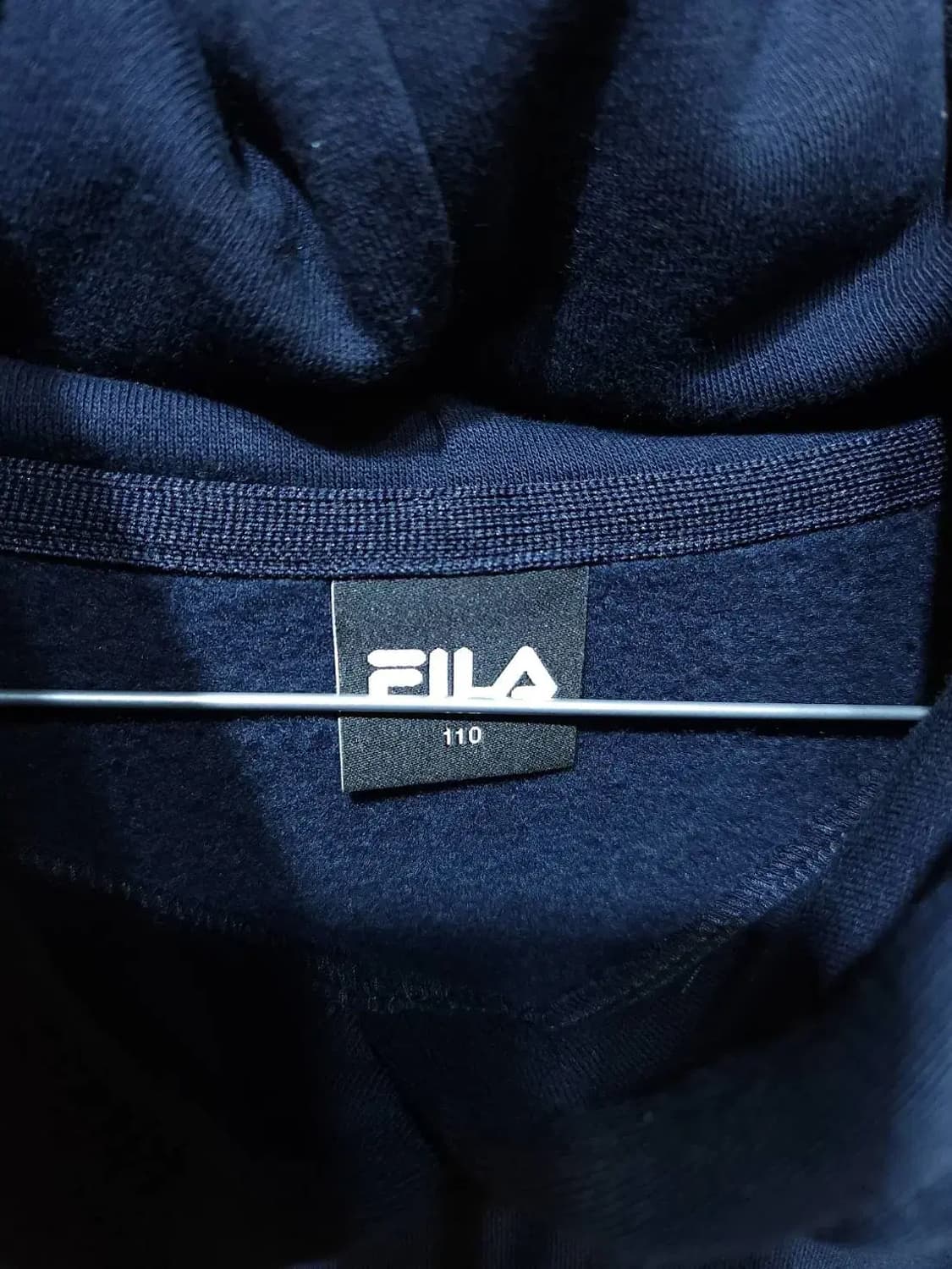 110/ 휠라 스몰로고 기모 후드티 네이비 /0123 상품이미지4