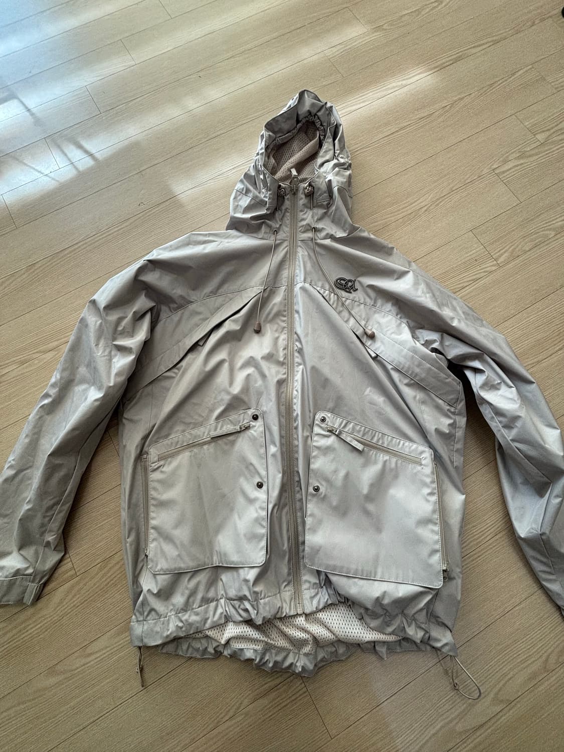 스컬프터 바람막이 베이지 상품이미지1