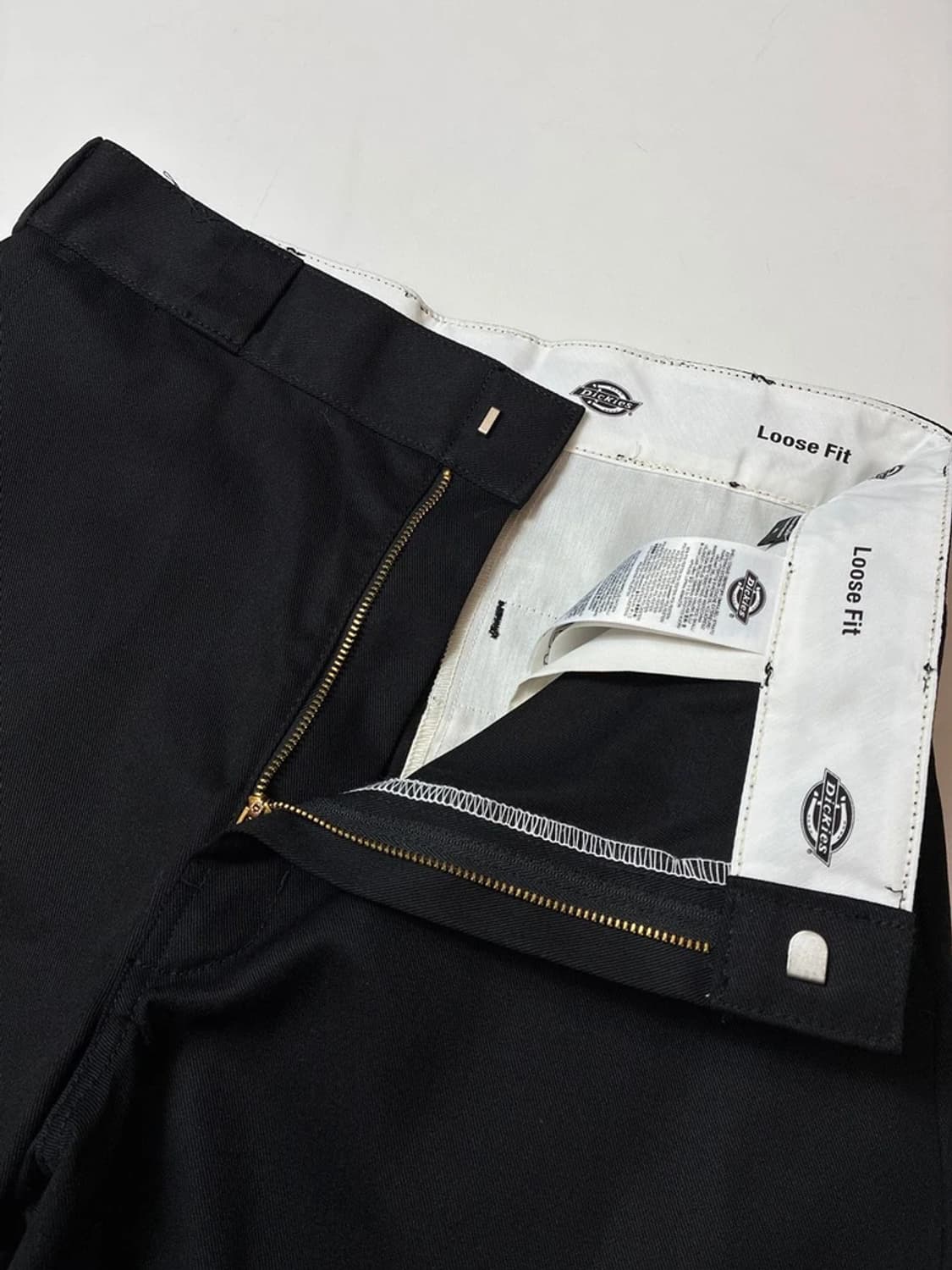 디키즈 루즈핏 13인치 플랫 프런트 워크 블랙 반바지 PN9110 상품이미지3