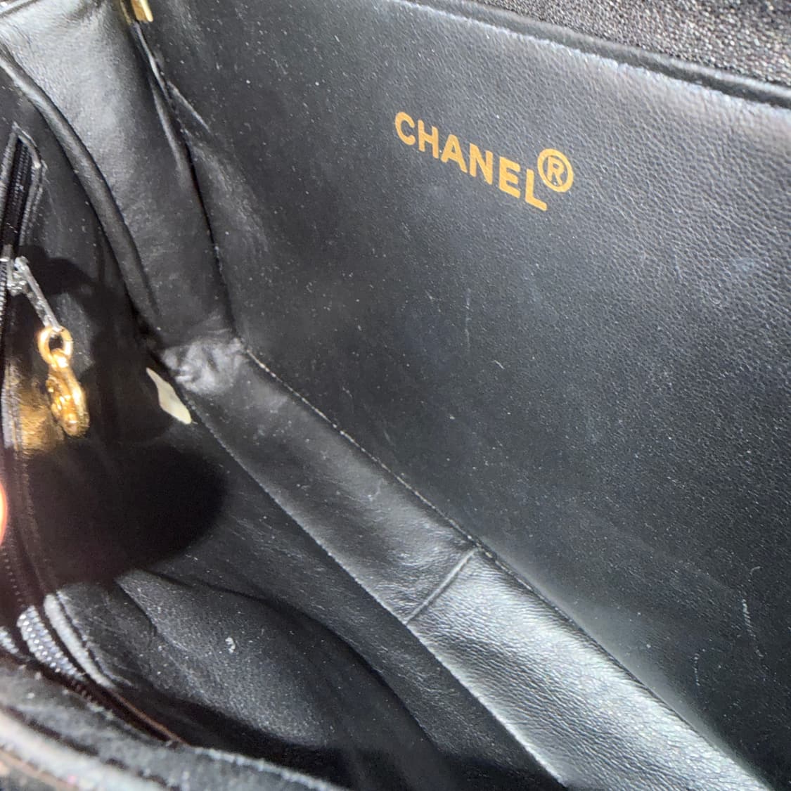 샤넬 블랙 페이던트 퀼팅 CC 양면 숄더백 상품이미지8