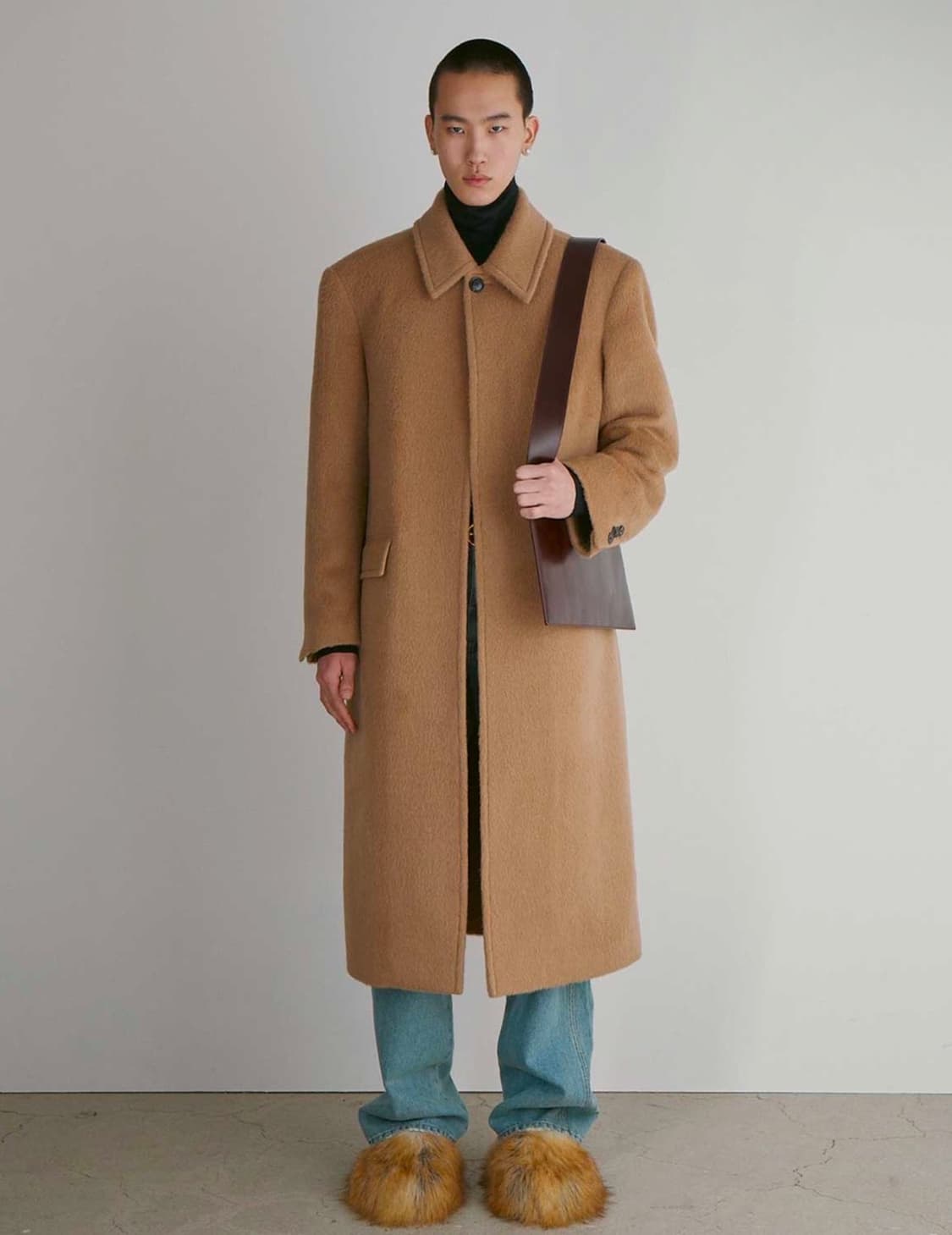 렉토 24FW 라마 울 발마칸 코트 상품이미지3