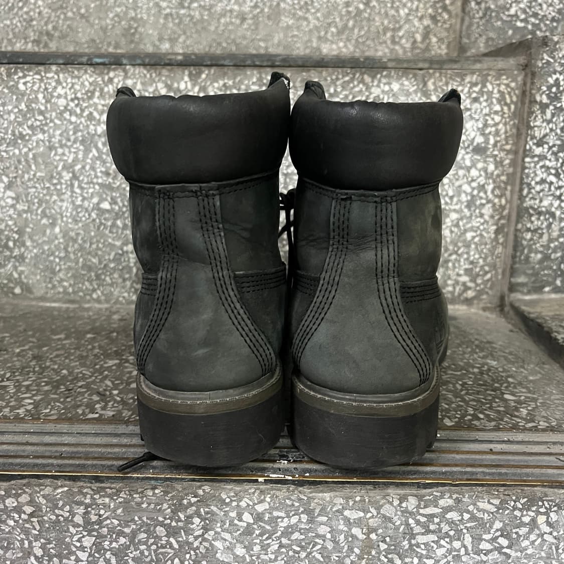 팀버랜드 6인치 프리미엄 블랙 부츠 상품이미지3