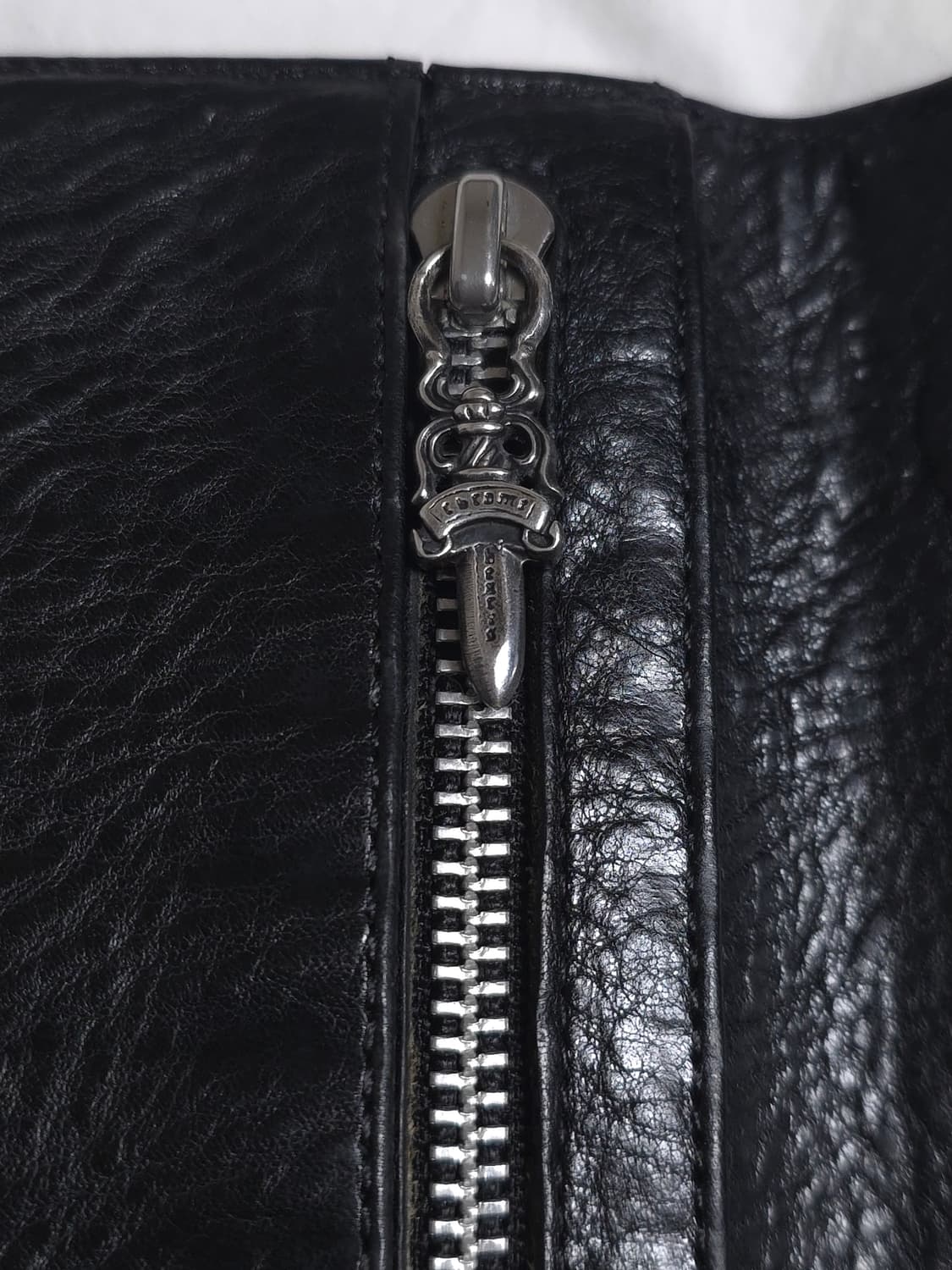 [OS] 크롬하츠 웨이브 크로스볼 장지갑 블랙 상품이미지8