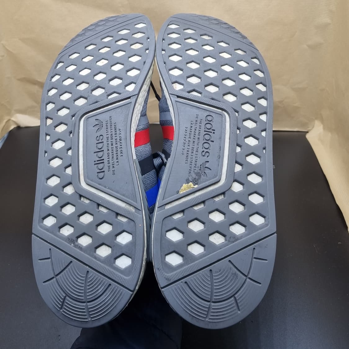 아디다스 NMD R1 그레이 남성운동화310 상품이미지3