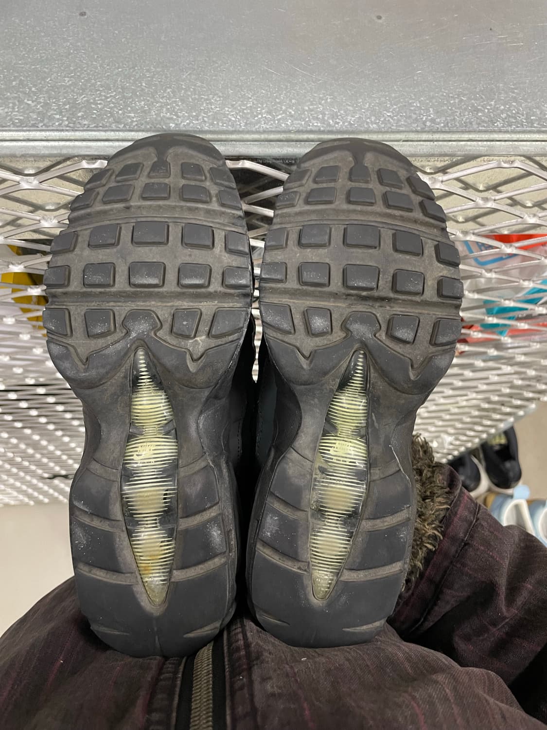 나이키 에어맥스 95 트리플 블랙 240 상품이미지6