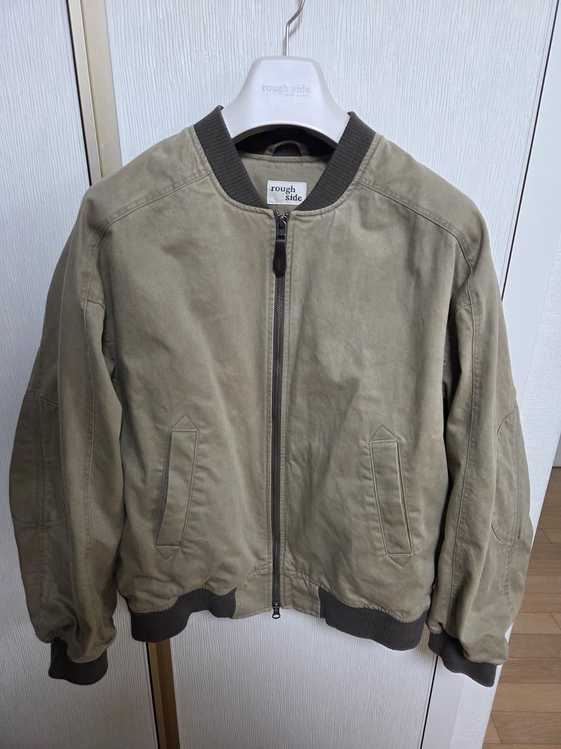 러프사이드 호라이즌 봄버 카키베이지 2 상품이미지2