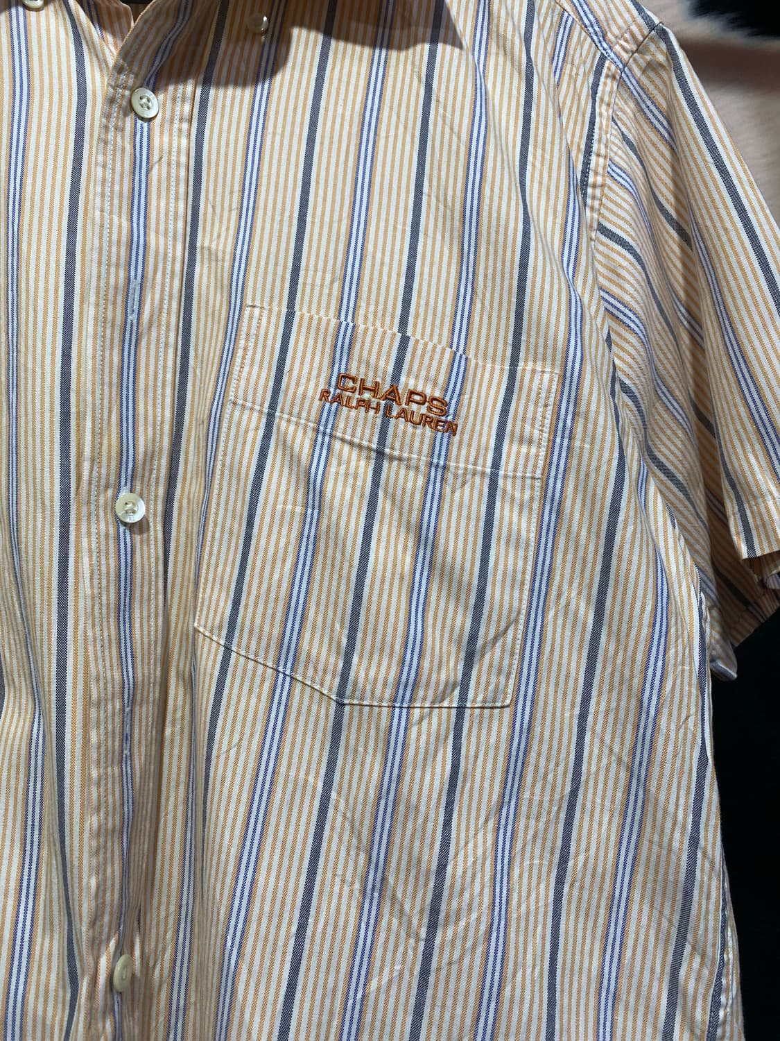 Chaps Ralph Lauren 레드 로고 자수 스트라이프 반팔 셔츠 상품이미지4
