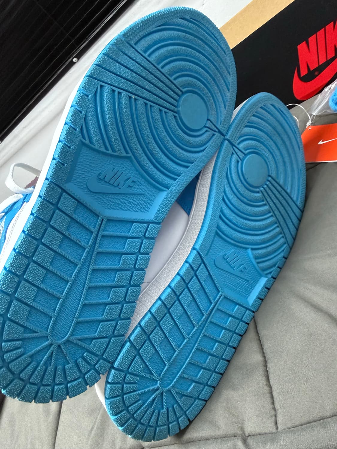 2015 조던1 UNC 275 급처분 상품이미지4