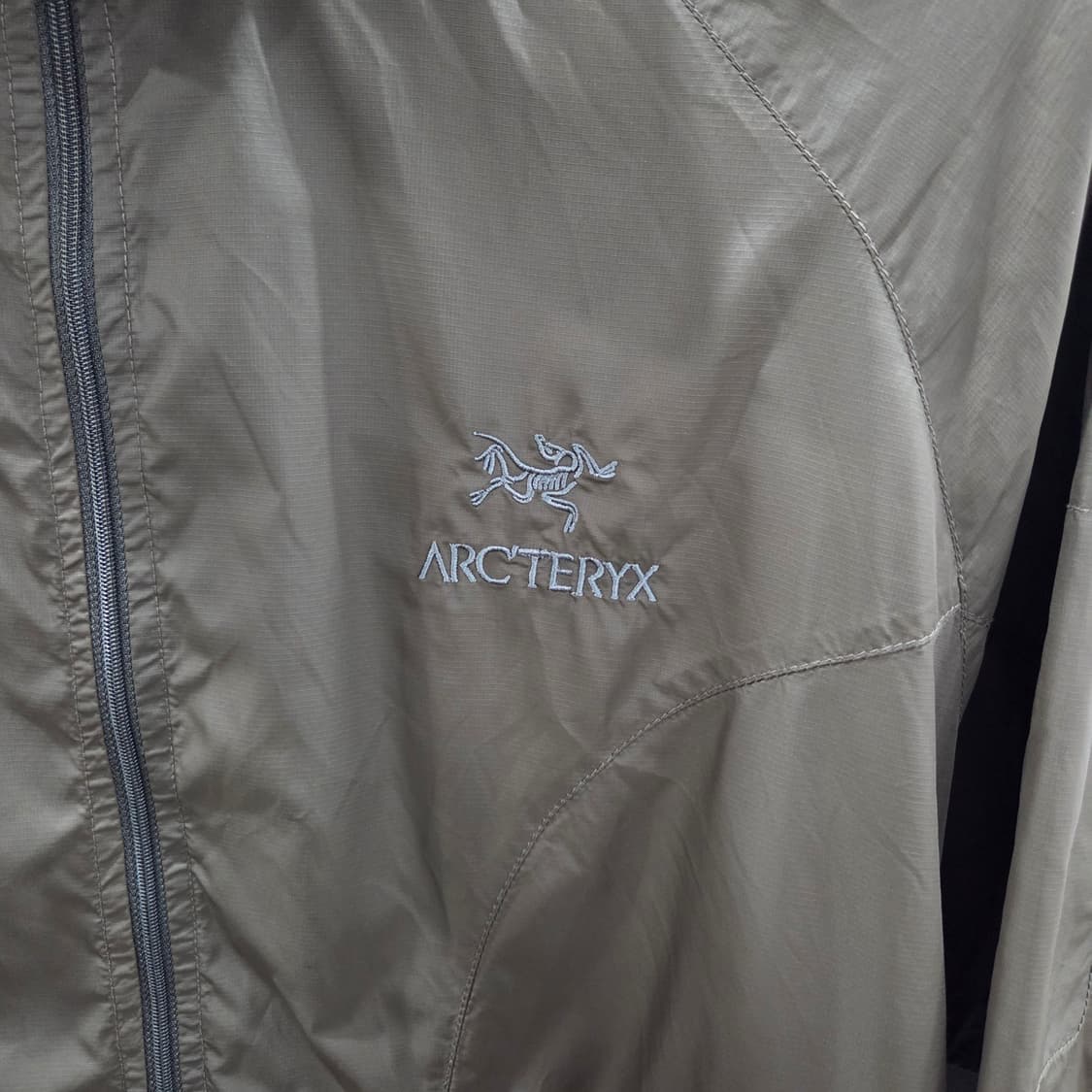 아크테릭스 바람막이 자켓 XL 상품이미지2