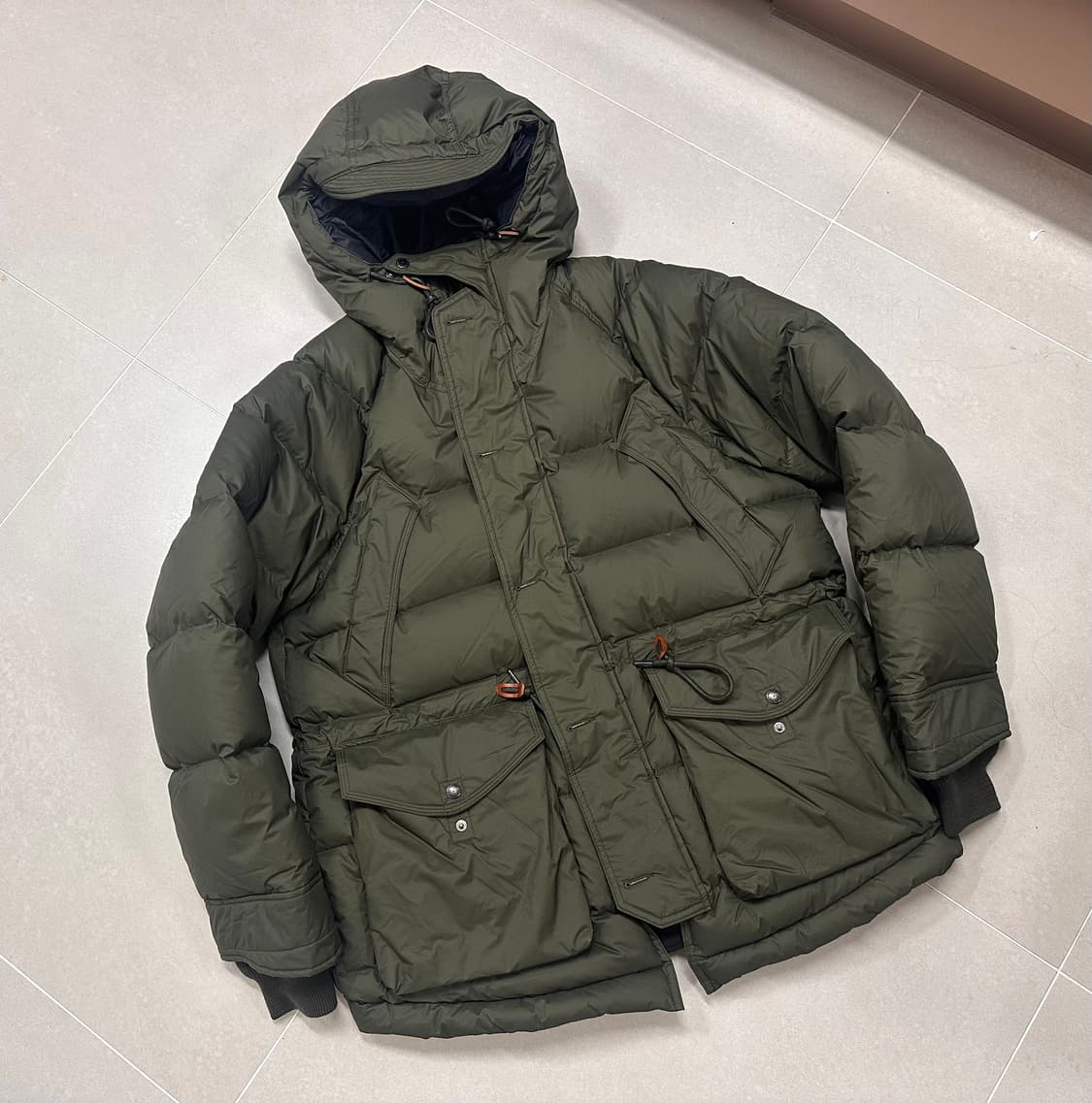 이스트로그 유틸리티 구스다운 패딩 올리브 XL 상품이미지1