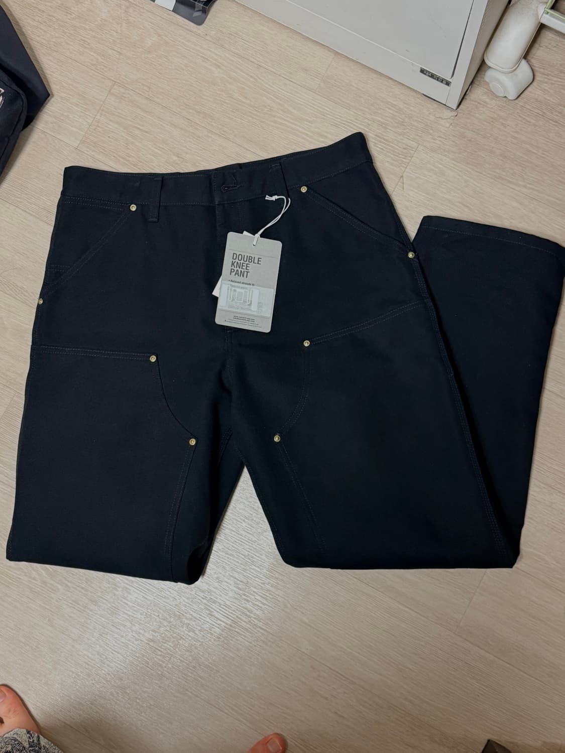 해외판 칼하트 wip 더블니 블랙 린스드 33x32 상품이미지5