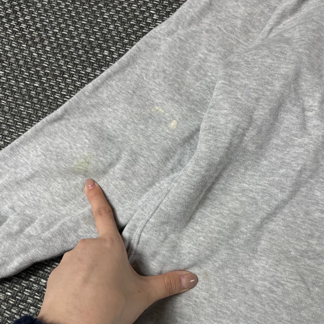 나이키 자수로고 그레이 맨투맨 S 상품이미지7