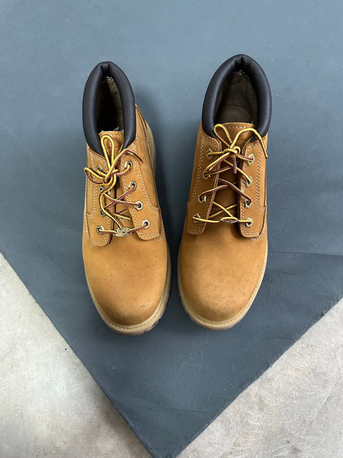 팀버랜드 6인치 프리미움 로우 260 상품이미지2