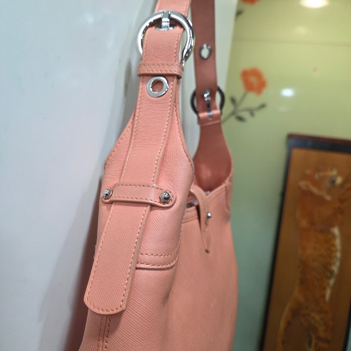 페라가모 사피아노 숄더 상품이미지9