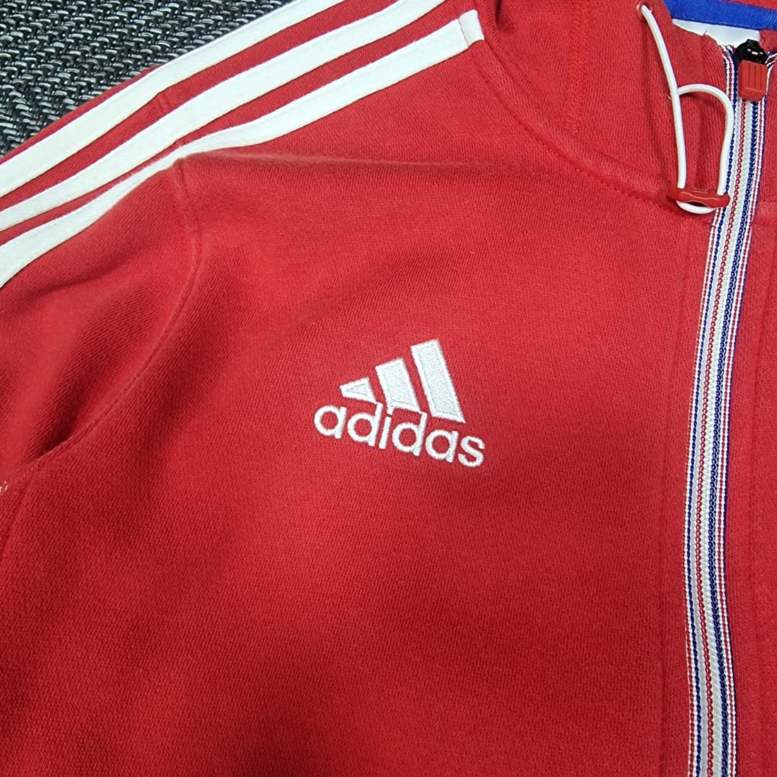 아디다스 바이에른 뮌헨 후드집업 레드 상품이미지4