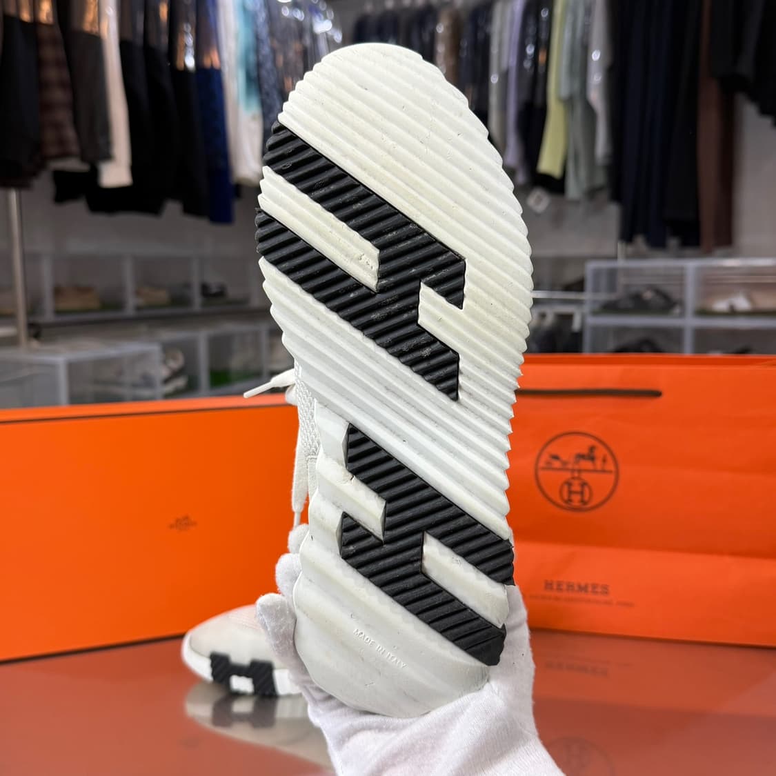 [리오브] 에르메스 바운싱 블랑 그래픽 메쉬 스웨이드 스니커즈 상품이미지4