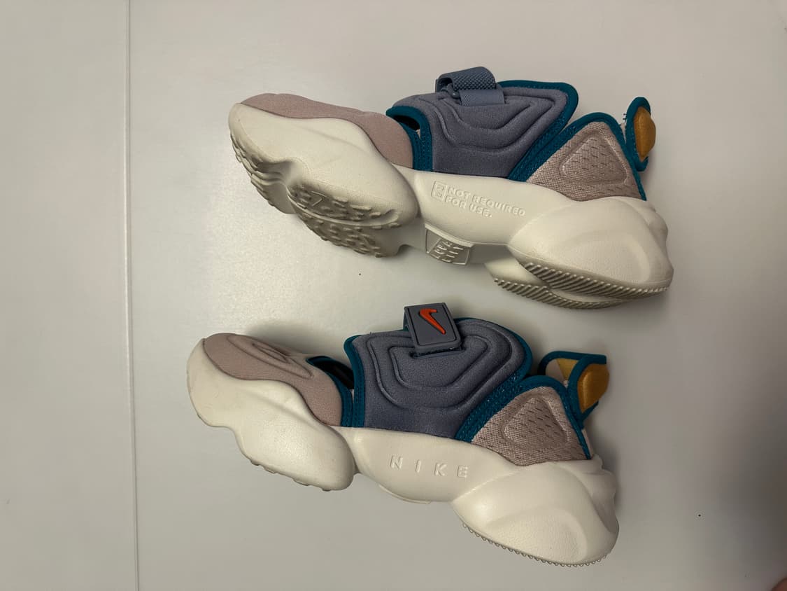 나이키 아쿠아리프트 파슬스톤 240 상품이미지4