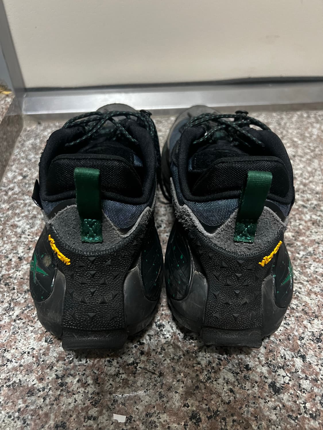 리복 x 사우스2 웨스트8 직 키네티카 2.5 엣지 코어 블랙 콜드  상품이미지4