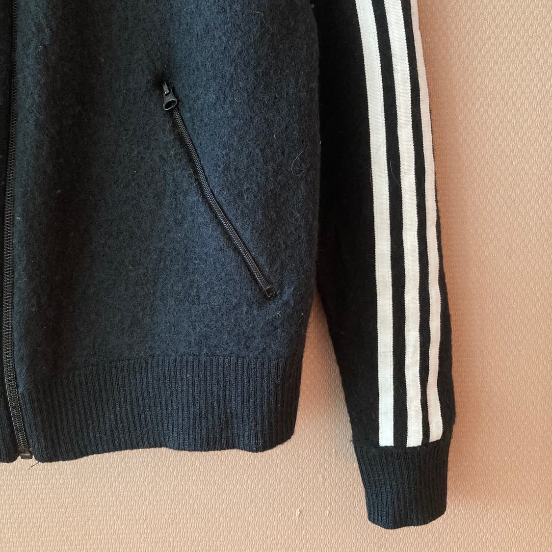 아디다스 블랙 니트 집업 상품이미지3
