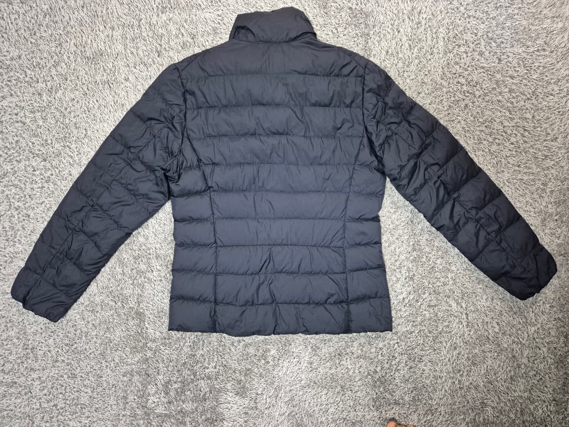 유니클로 여성 경량 다운 패딩 M 상품이미지4