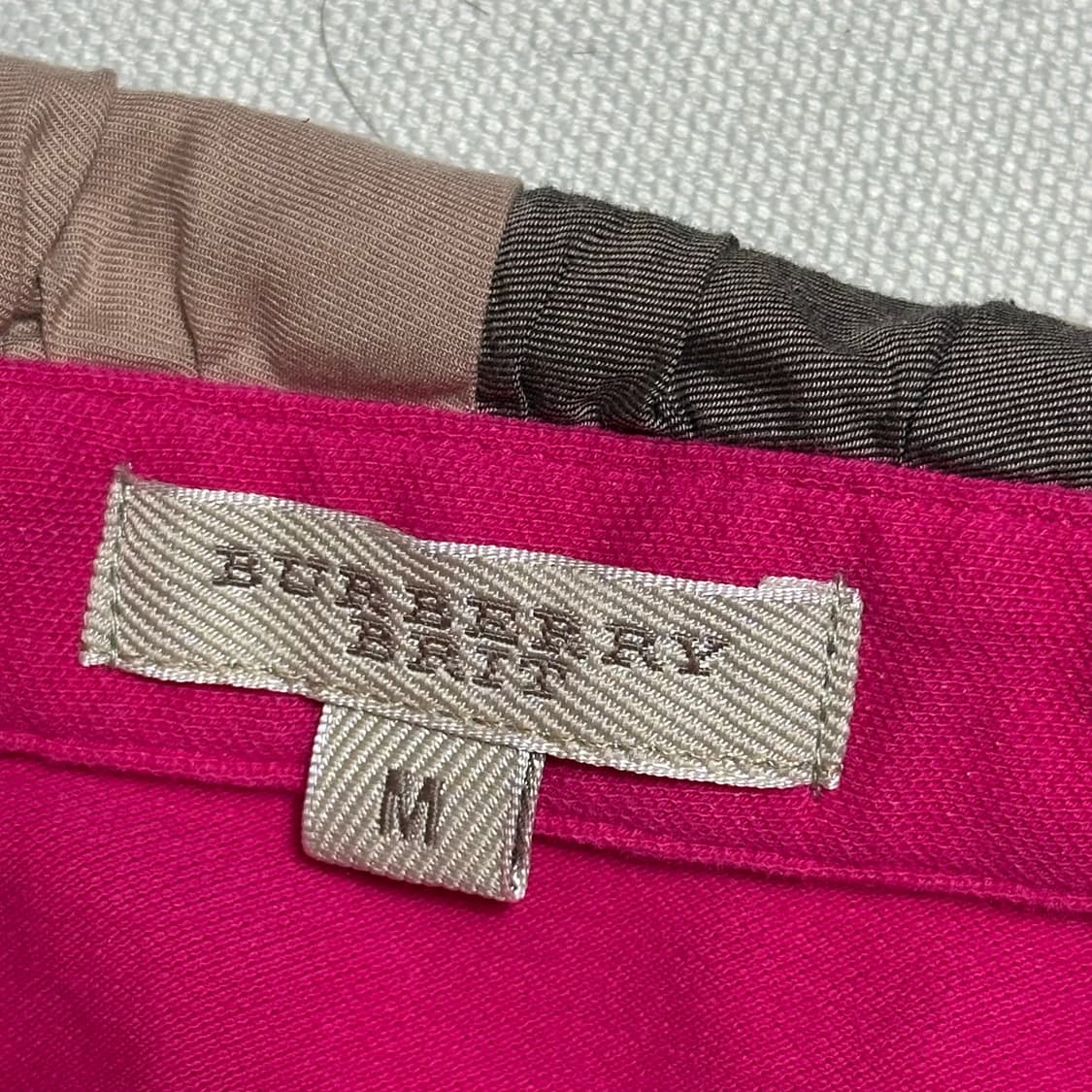 M 버버리 레이스카라 노바체크 핑크 반팔 티셔츠 상품이미지5