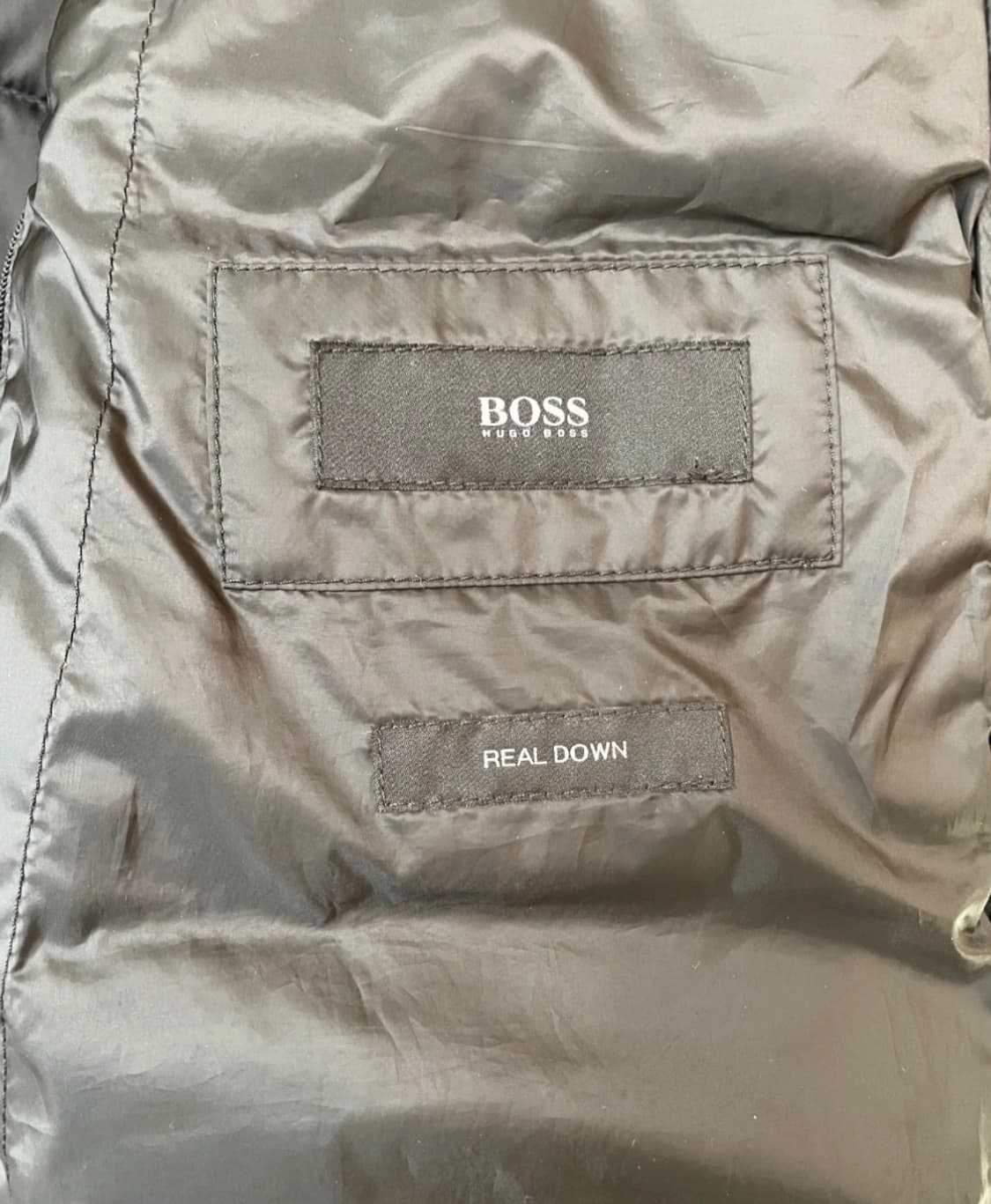 휴고보스 남성 덕다운경량패딩점퍼

 상품이미지5