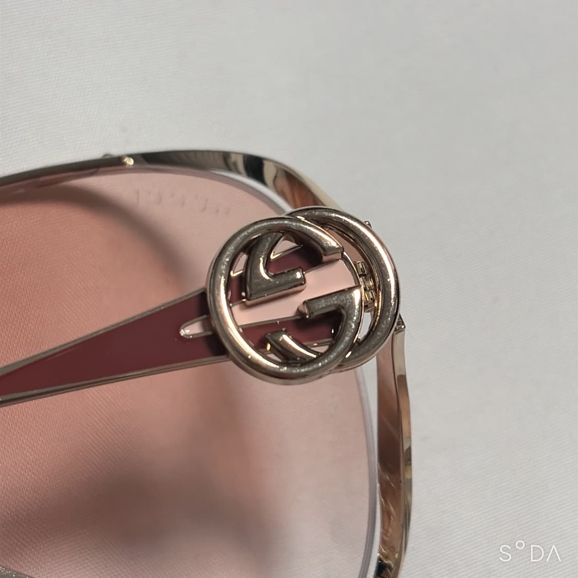 구찌 GG 라운드 선글라스 핑크 렌즈 풀세트 상품이미지4