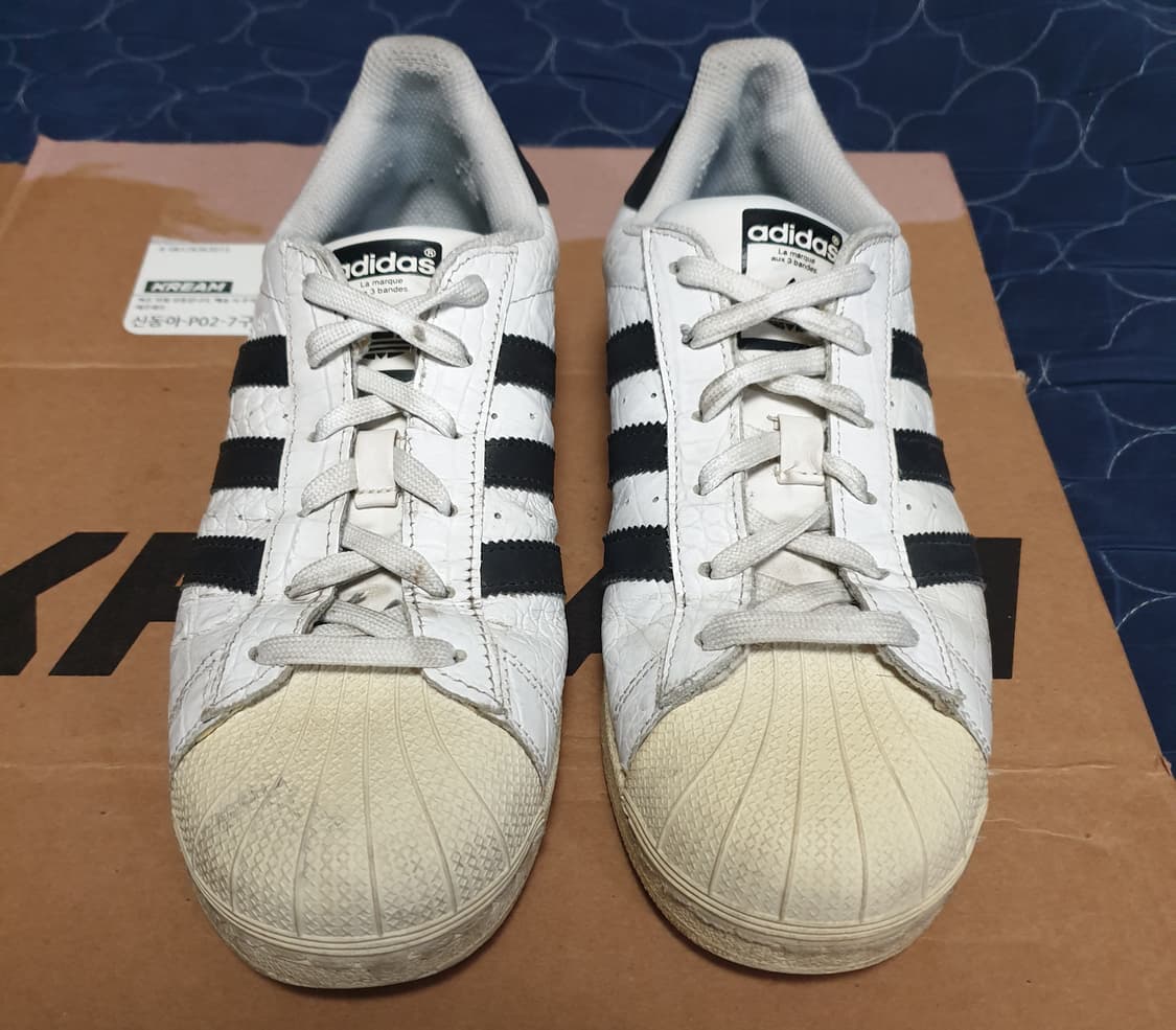 아디다스 슈퍼스타 뱀피 화이트 블랙 스니커즈 (250) 상품이미지3