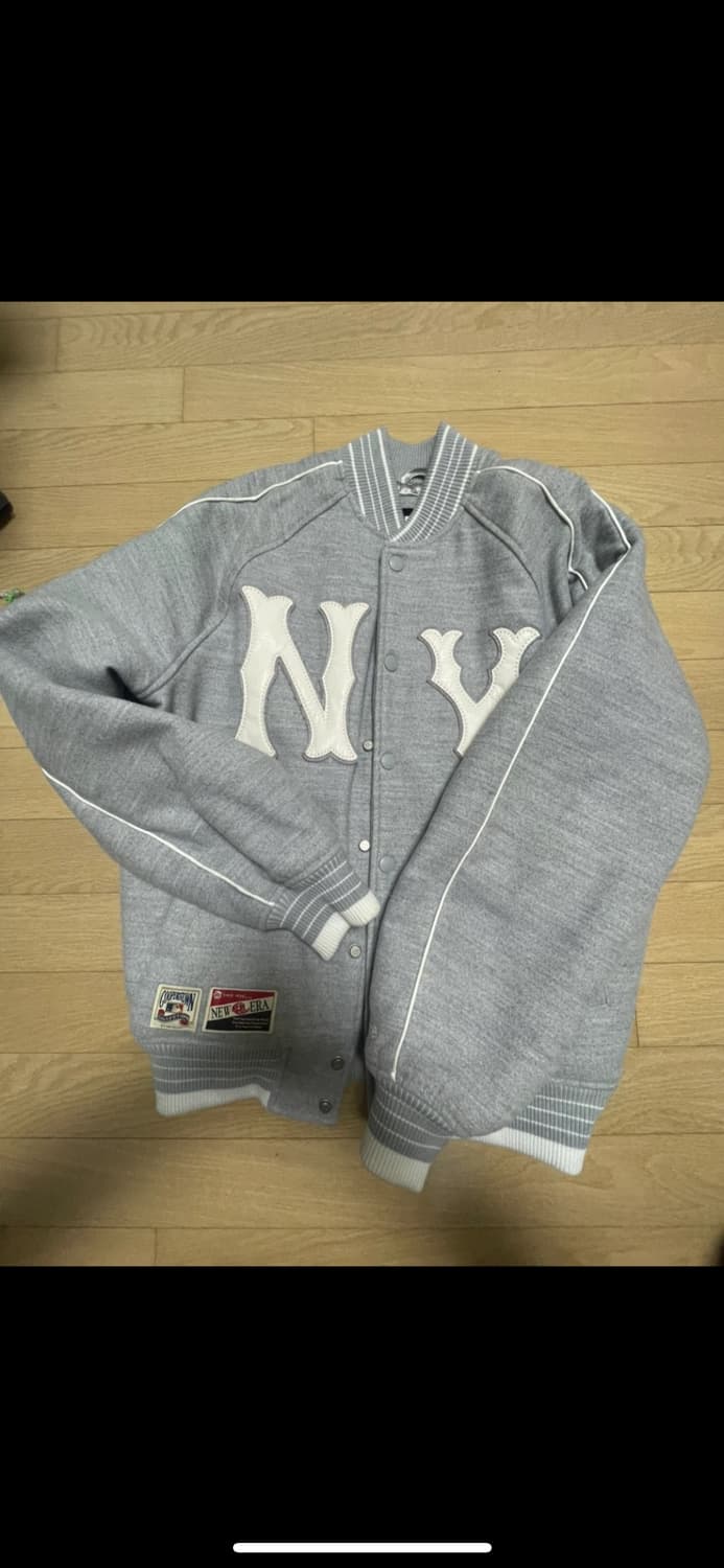 뉴에라 바시티 자켓 상품이미지1