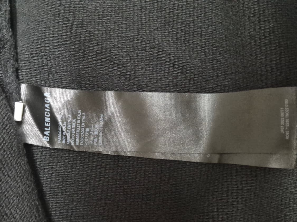 발렌시아가(BALENCIAGA)의 헤비 메 탈 워시드 집업 후드 블랙 상품이미지4