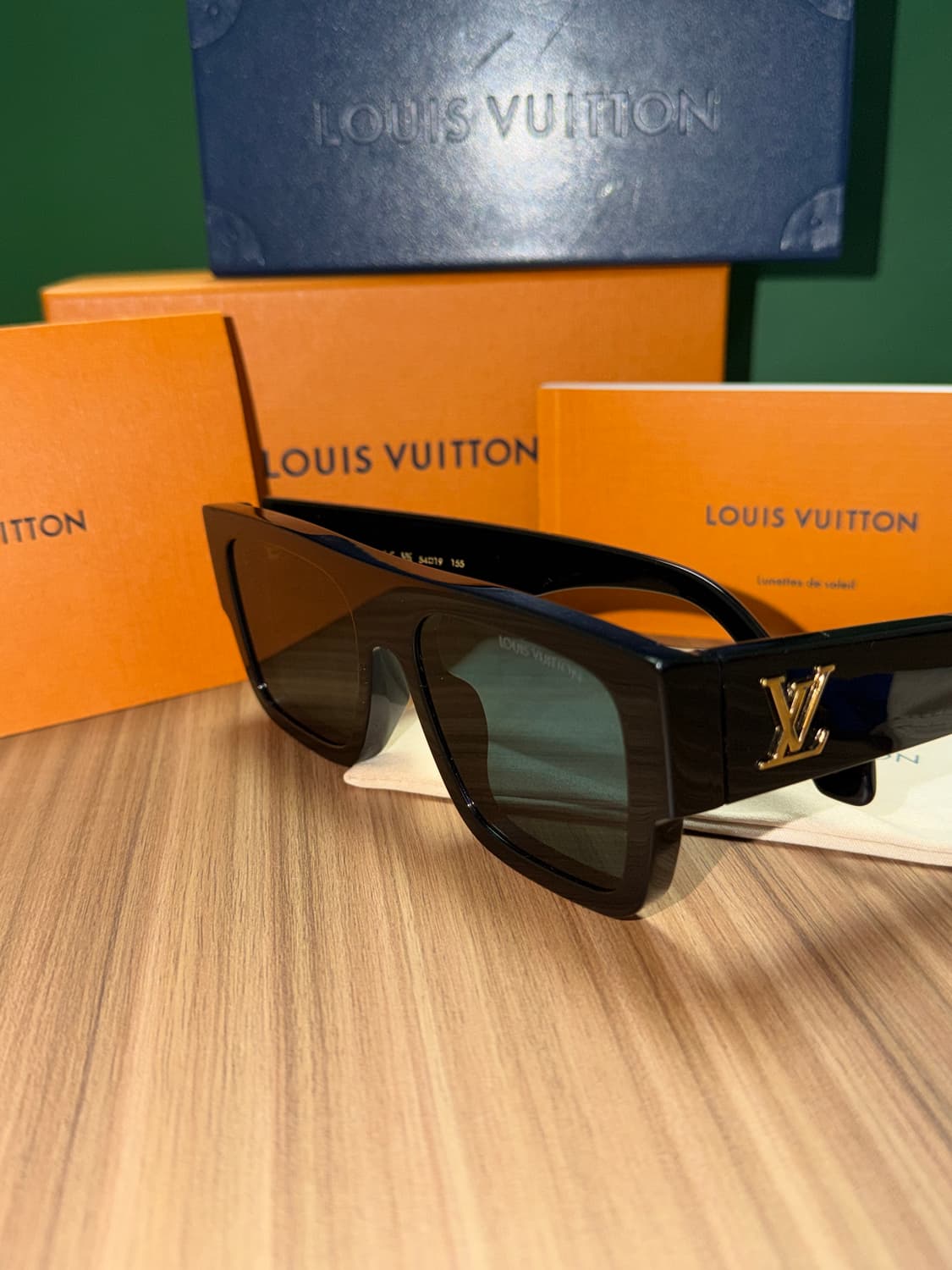 루이비통 선글라스  상품이미지1