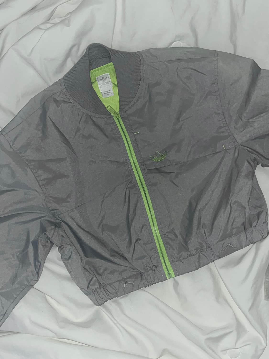 아디다스 커스텀 크롭 바람막이 상품이미지1