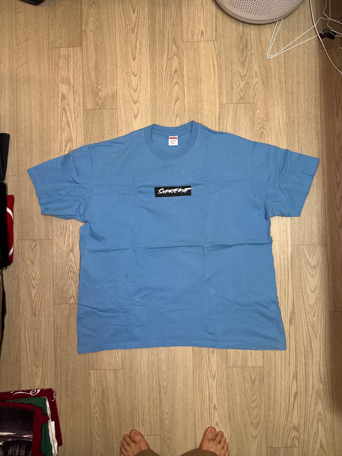 슈프림 퓨추라 박스로고 티셔츠 블루 상품이미지1