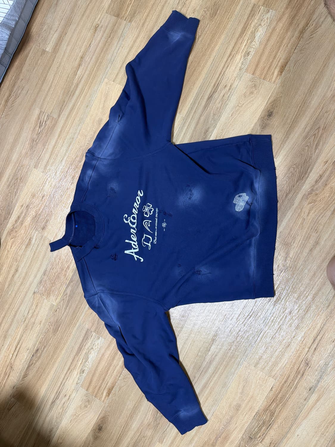 아더에러 솔렉 스웨트셔츠 네이비 A2 2사이즈 상품이미지2