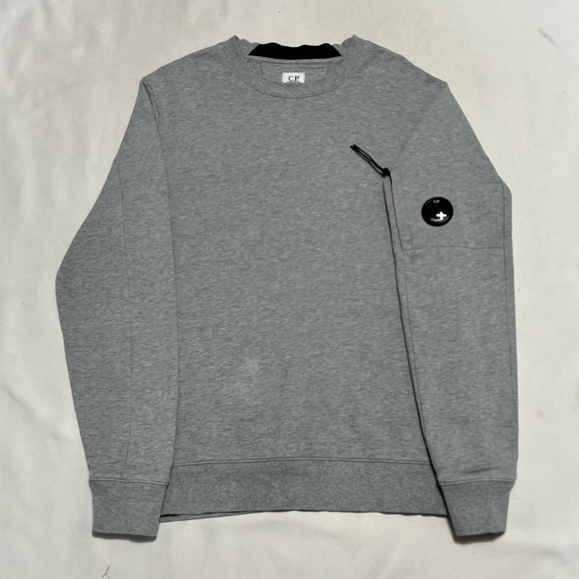 L C.P컴퍼니 라운드넥 렌즈 맨투맨 상품이미지2