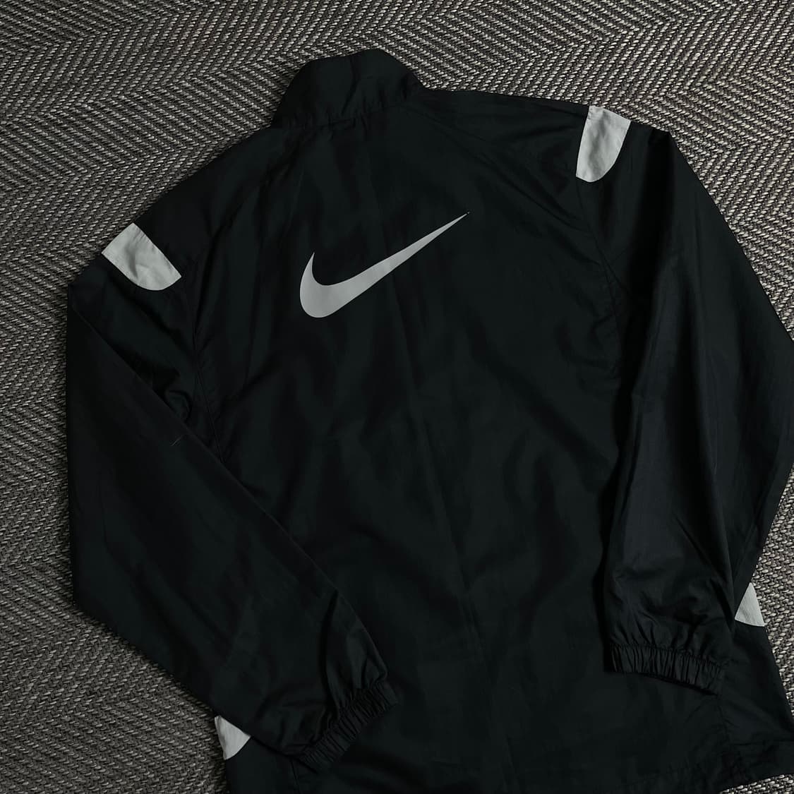 나이키 빅스우시 블랙 디테일 바람막이y 2993 상품이미지1
