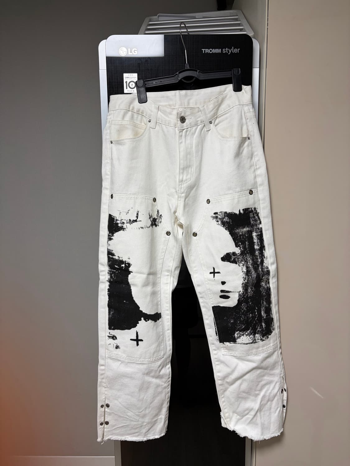 Aelfric Eden Face Print Jeans Size XXL 상품이미지2