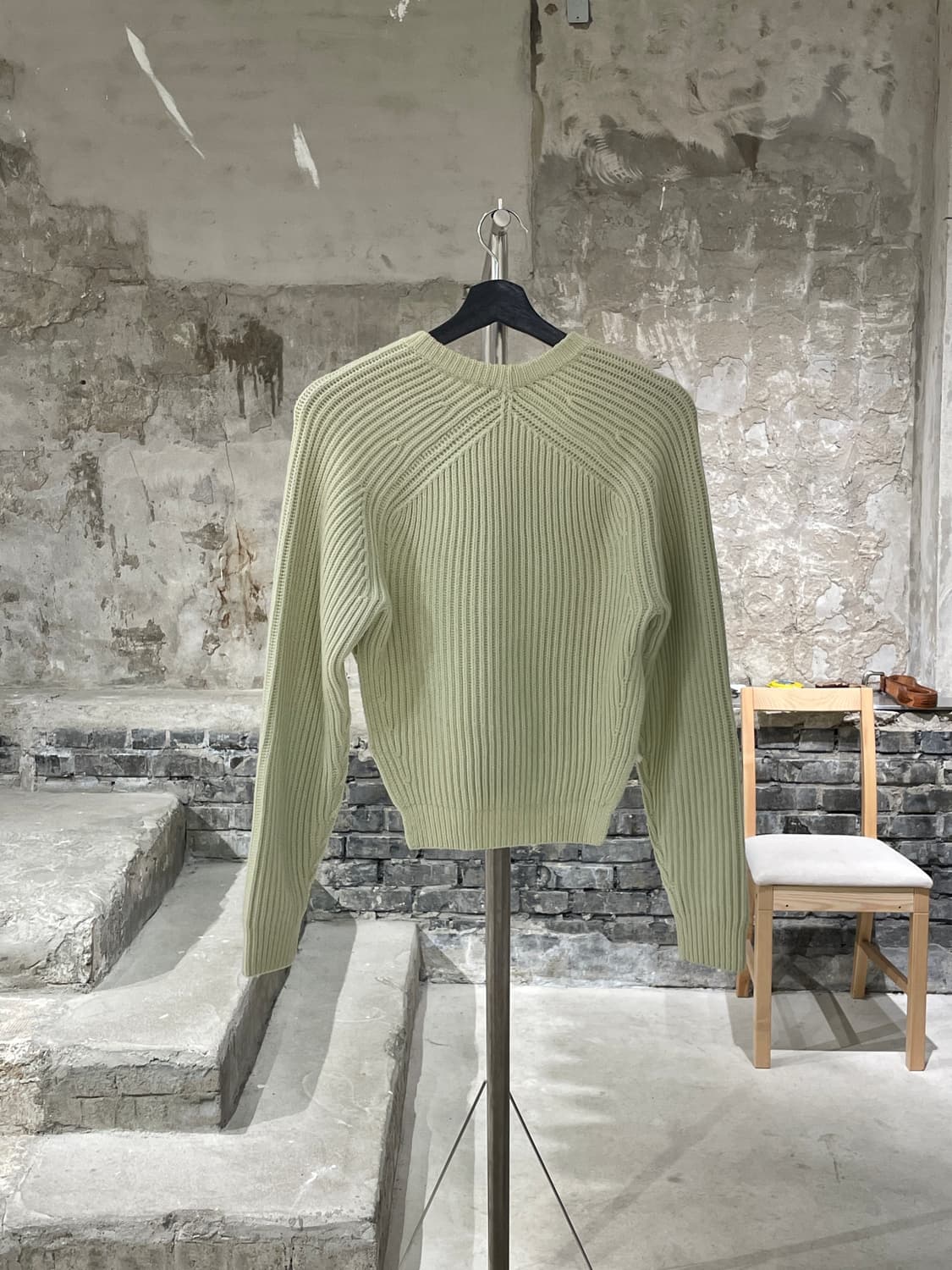 알렉산더 왕 라임 보스 슬릿 크롭 스웨터 상품이미지6