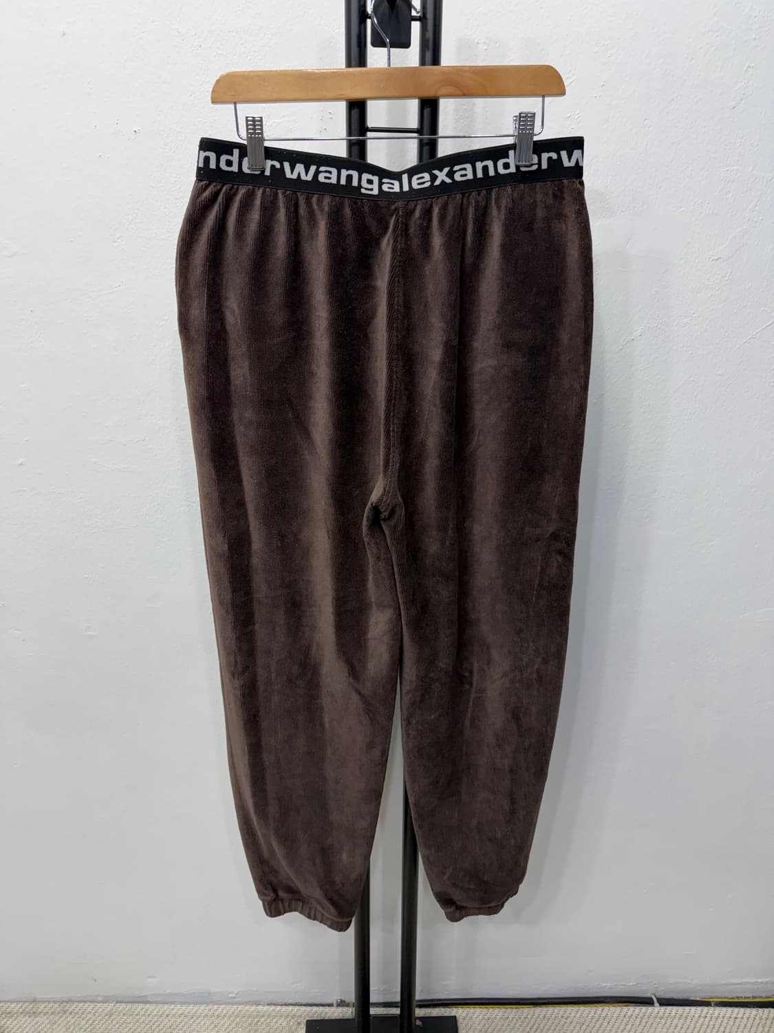 정품) 알렉산더왕 여성 브라운 벨벳 스웻팬츠 M 상품이미지4