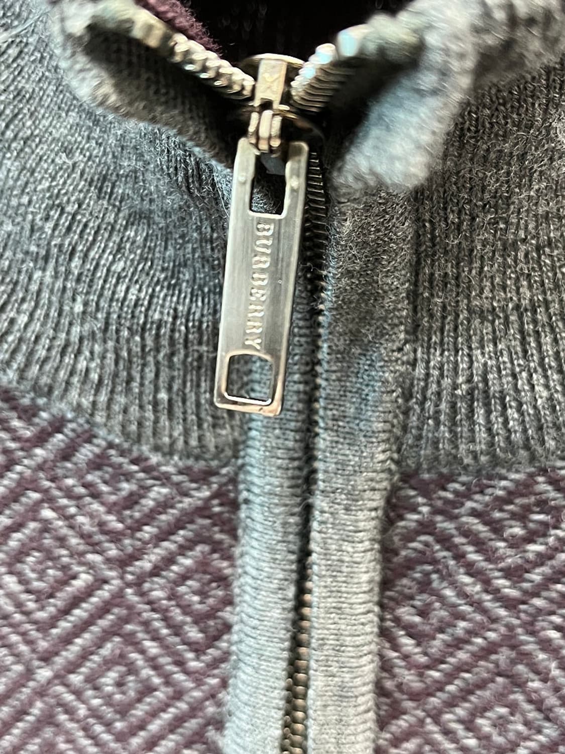 105) 버버리 이태리 반집업 니트  상품이미지8