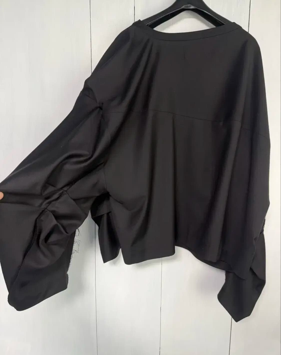 RBU 벤트 풀오버 익스클루시브 상품이미지1