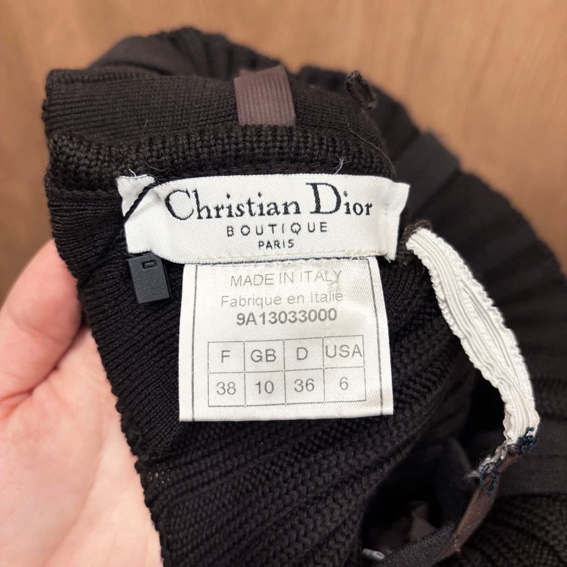 크리스찬 디올 슬리브리스 니트 롱 원피스 프론트 풀 버튼 디테일 브라운 상품이미지7