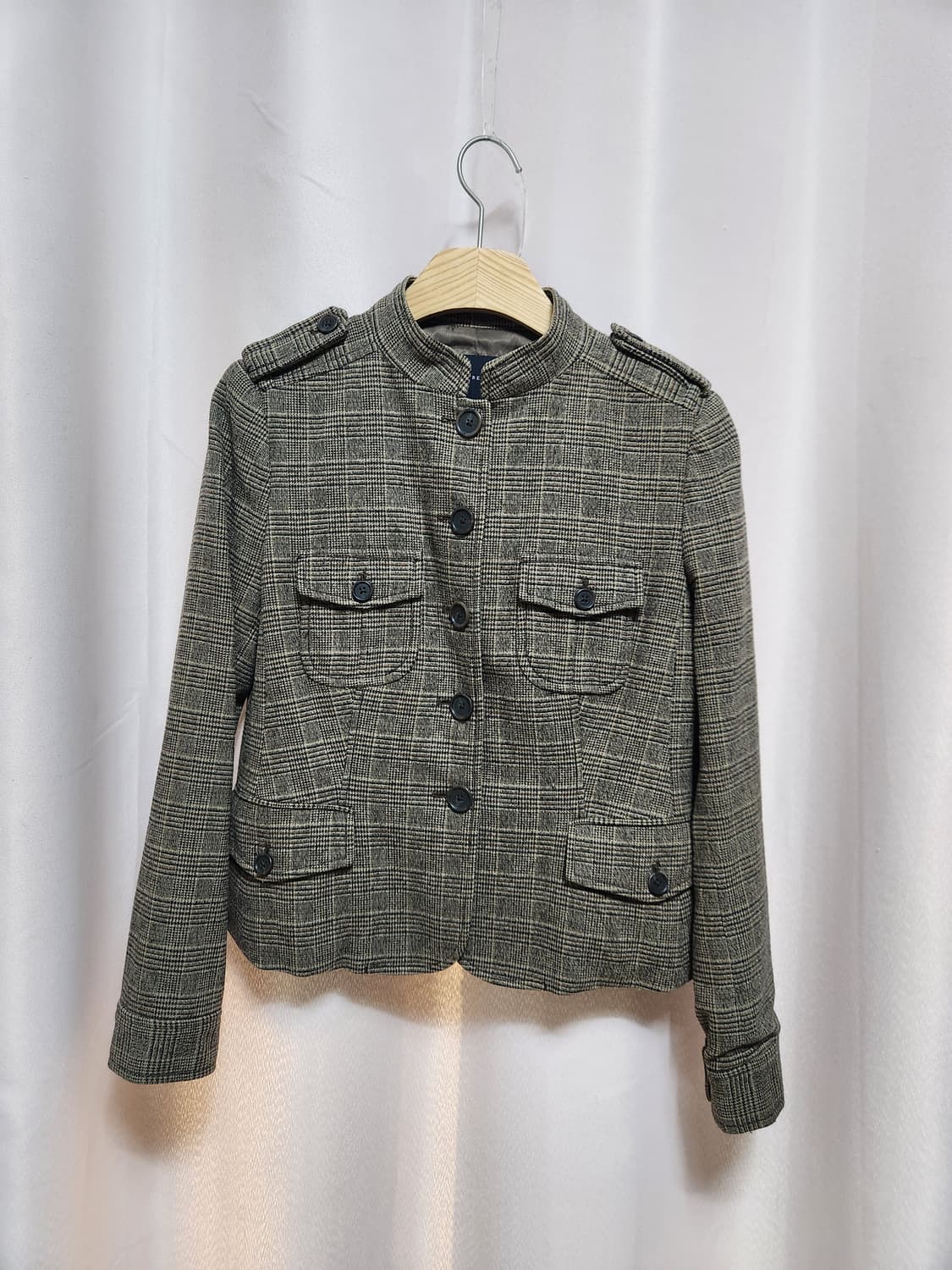 바나나 니퍼블릭 체크무늬 반버튼 숏 자켓 상품이미지1