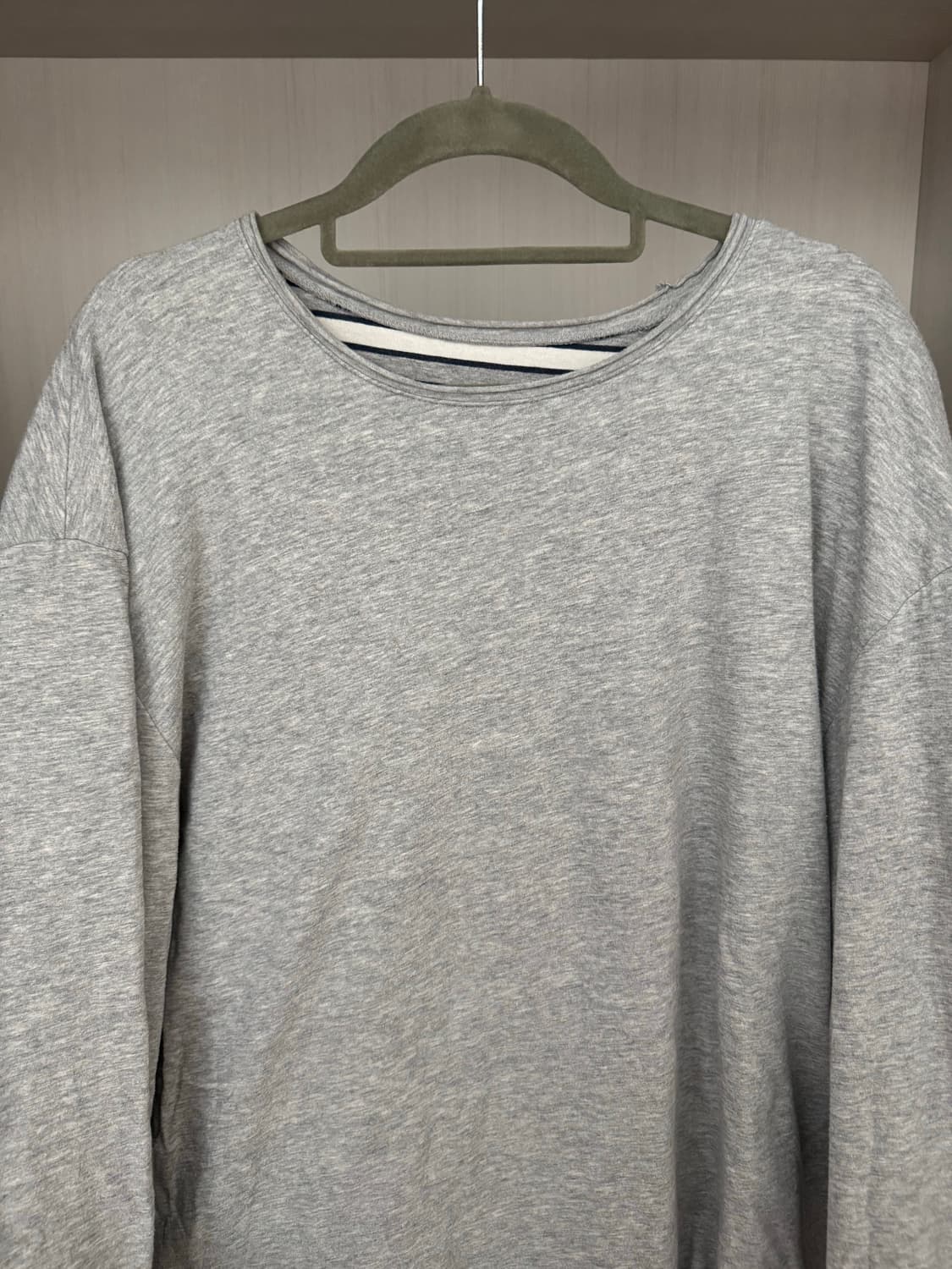 해칭룸 투페이스 스트라이프 티 상품이미지3