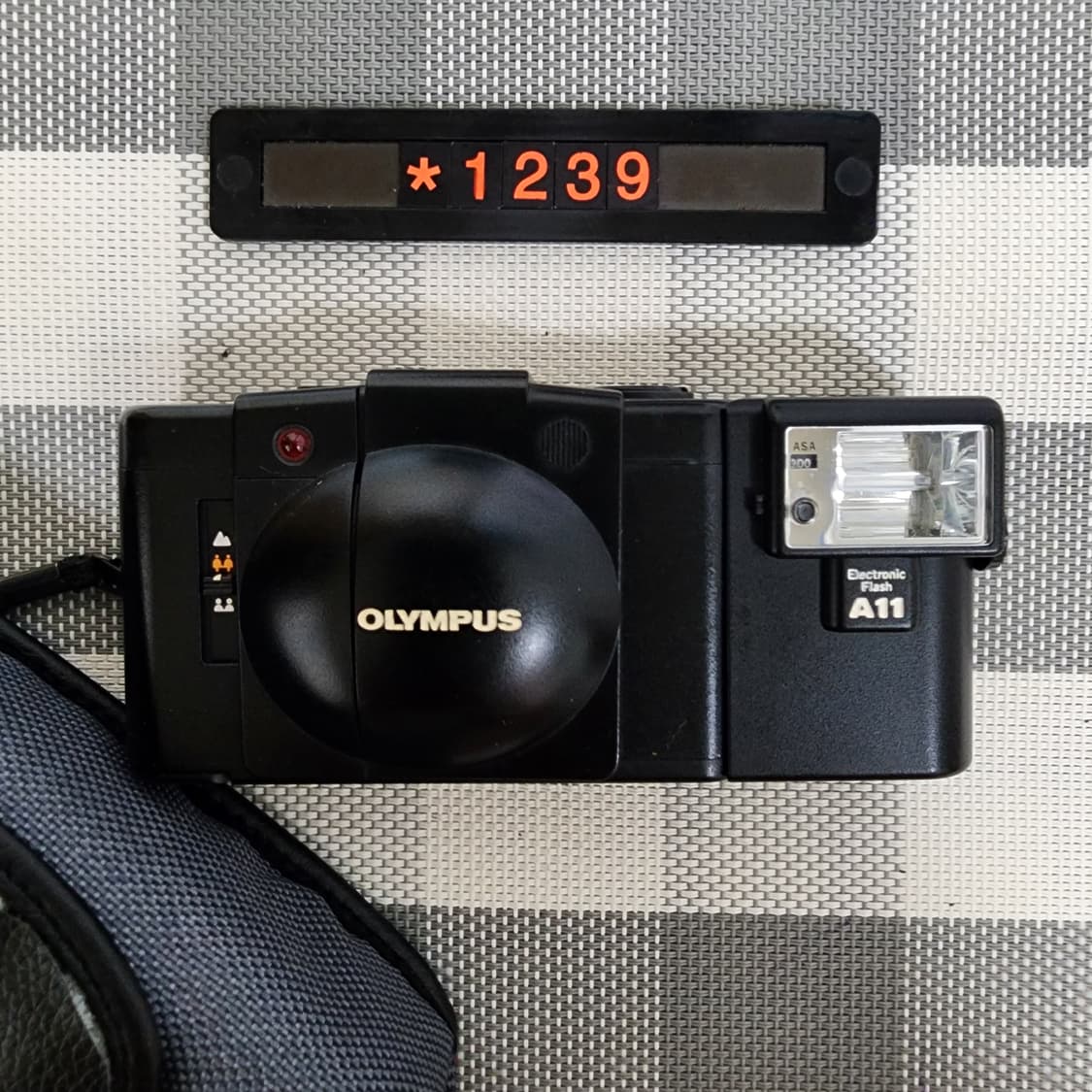 올림푸스 XA-2 플래시 A11 필름카메라 파우치포함 상품이미지2