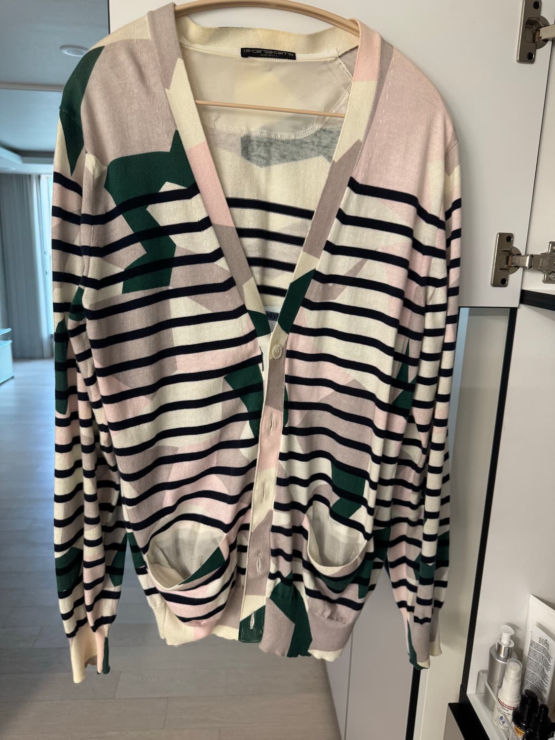 사카이 카모 가디건 판매합니다. 상품이미지1