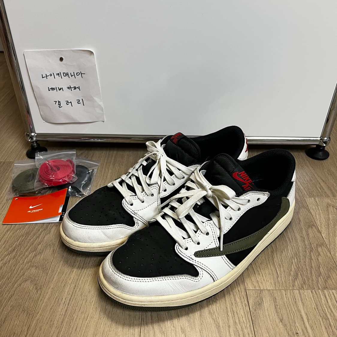 [275] 조던 1 × 트래비스 스캇 레트로 로우 OG SP 미디움 올리 상품이미지4
